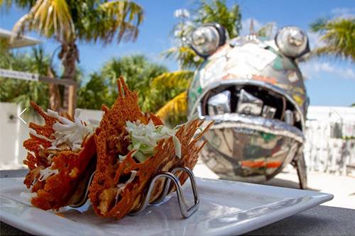 bar with live music food anna maria island