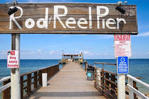rod and reel pier on anna maria island north end
